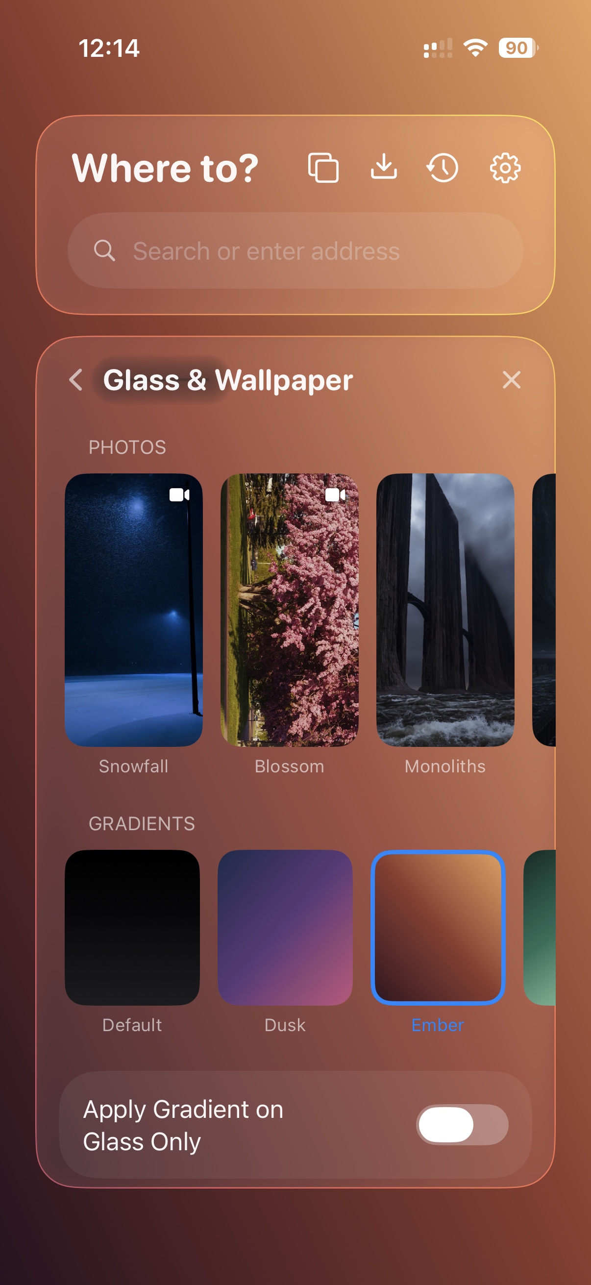 The Glass and Wallpaper screen in TitleLess, with video wallpapers and gradient presets.